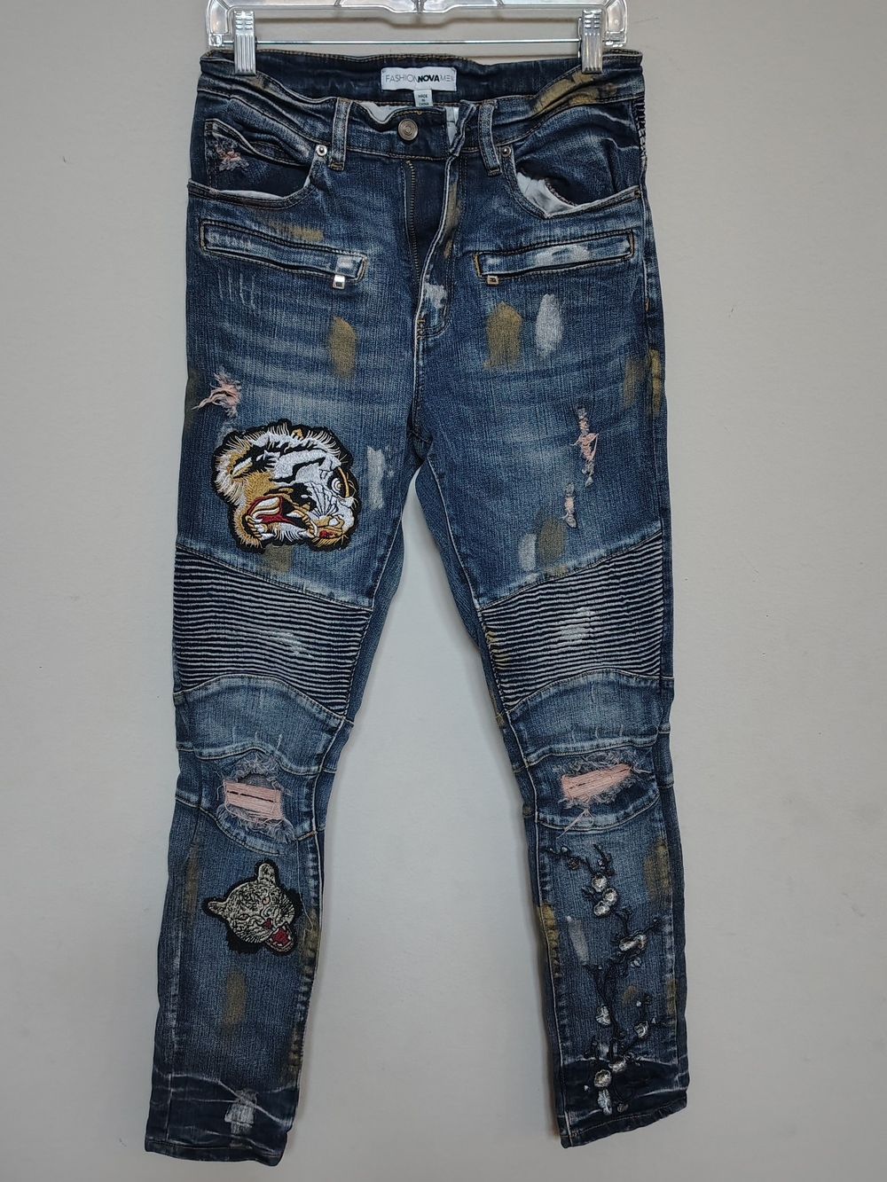 Embroidered Blue Men’s Denim Jeans with Bird Appliqués